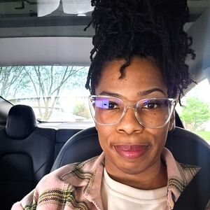 Meet your Posher, Keli